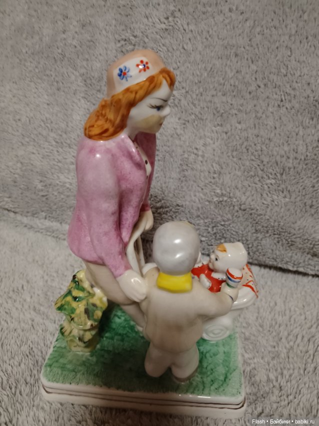 Статуэтка мама с коляской и детьми СССР (фото 8)