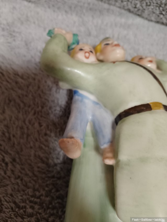 Статуэтка ,,С победой" Коростень СССР (фото 9)