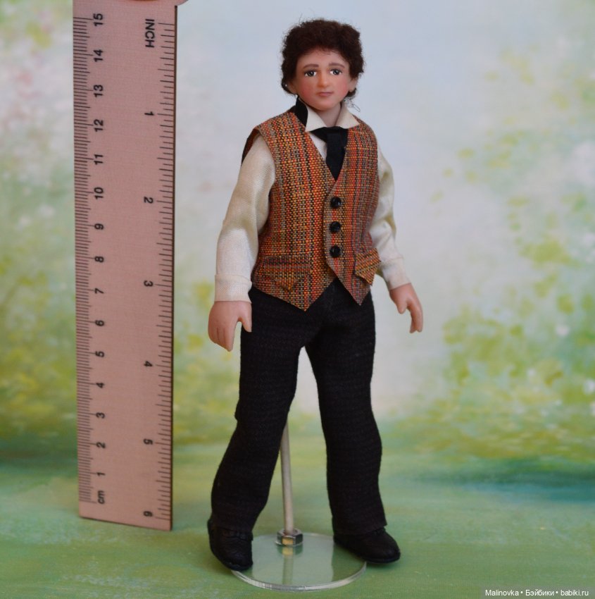Миниатюрная кукла джентельмен в масштабе 1/12 (фото 2)