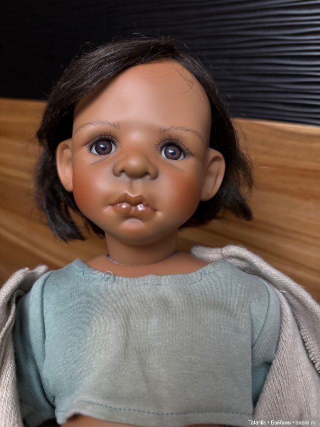 Фарфоровый мальчик Trent 2001г от Kaye Wiggs (фото 2)