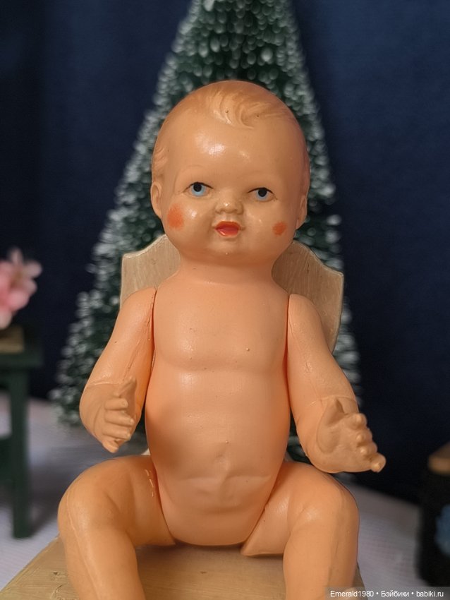 Целлулоидный пупсик Minerva