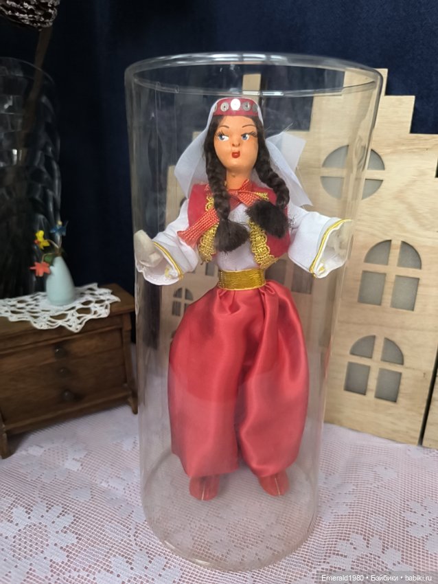 Кукла в национальном наряде (фото 6)