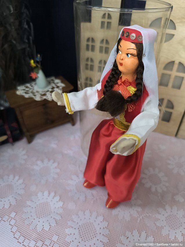 Кукла в национальном наряде (фото 5)