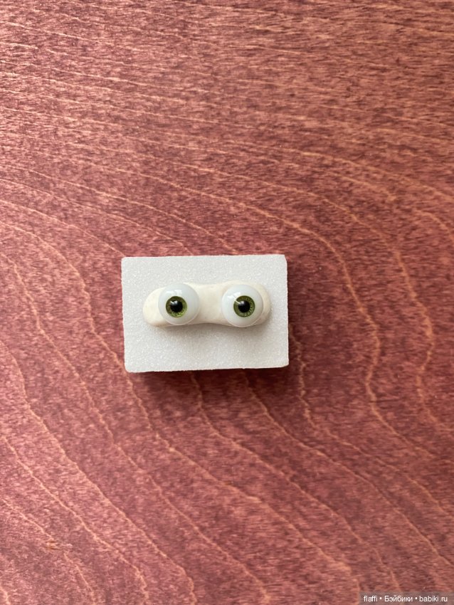 Стеклянные глаза Hand Glass Craft 8 мм