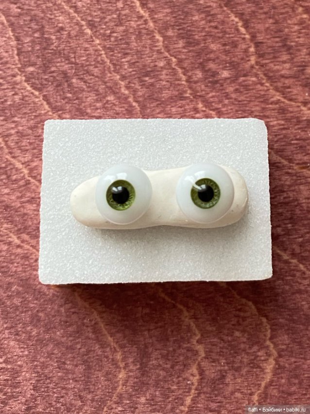 Стеклянные глаза Hand Glass Craft 8 мм (фото 3)