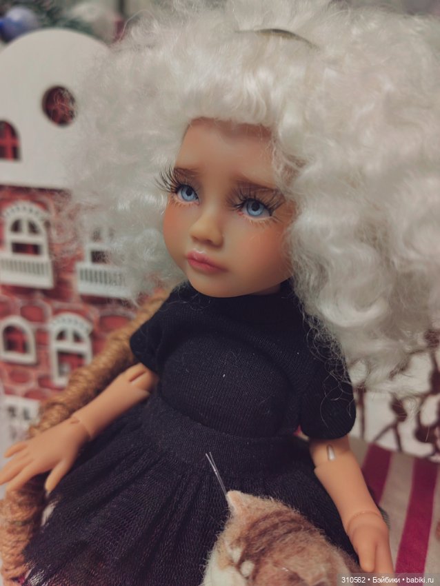 Замечательная шарнирная куколка (фото 5)