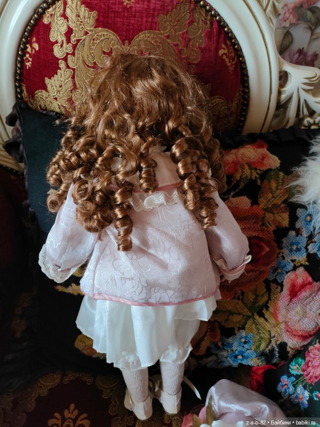 Реплика антикварной куклы
