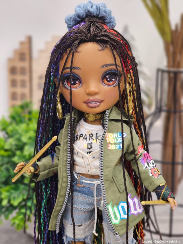 Rainbow high Vanessa Tempo