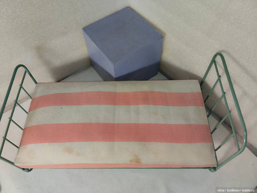 Кровать кукольная СССР Железная разборная с матрасом (фото 2)