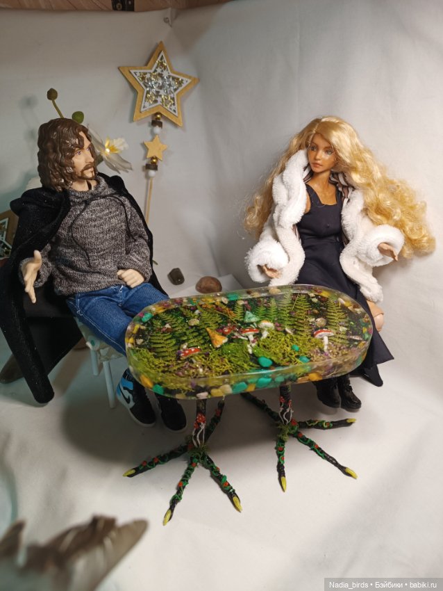 Столик для кукол — Кукольная мебель (фото 5)