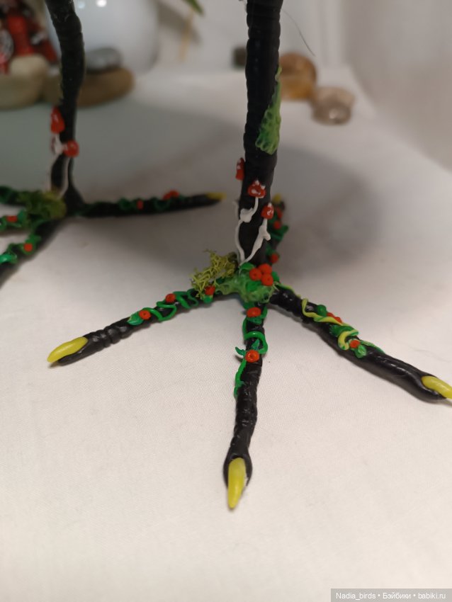 Столик для кукол — Кукольная мебель (фото 3)