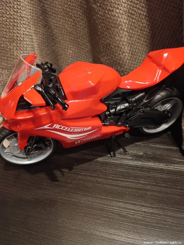 Мотоцикл+шлем для кукол 1/6 (фото 3)