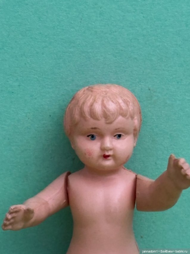 Целлулоидная куколка Minerva с рельефными волосами, высота 9 см (фото 7)