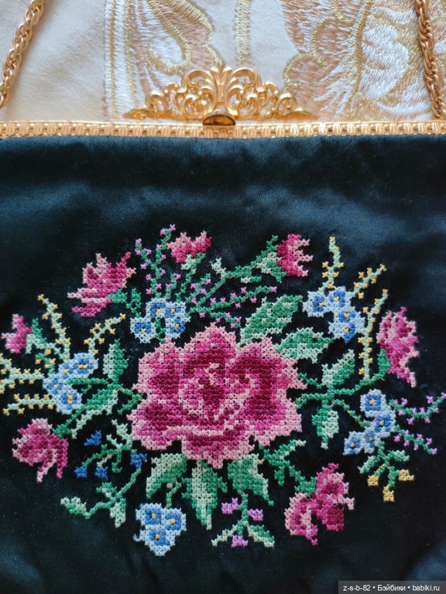 Сумочка антикварная с ручной вышивкой (фото 2)