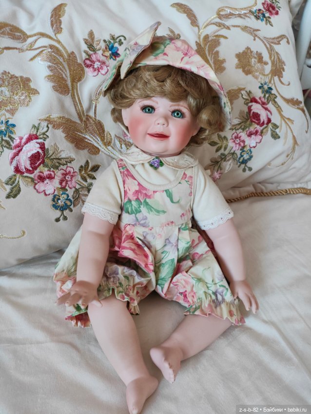 Фарфоровая кукла 1994 г. Chelsea by Connie Walser Derek от Hamilton Collection (фото 4)