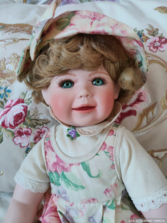 Фарфоровая кукла 1994 г. Chelsea by Connie Walser Derek от Hamilton Collection (фото 5)