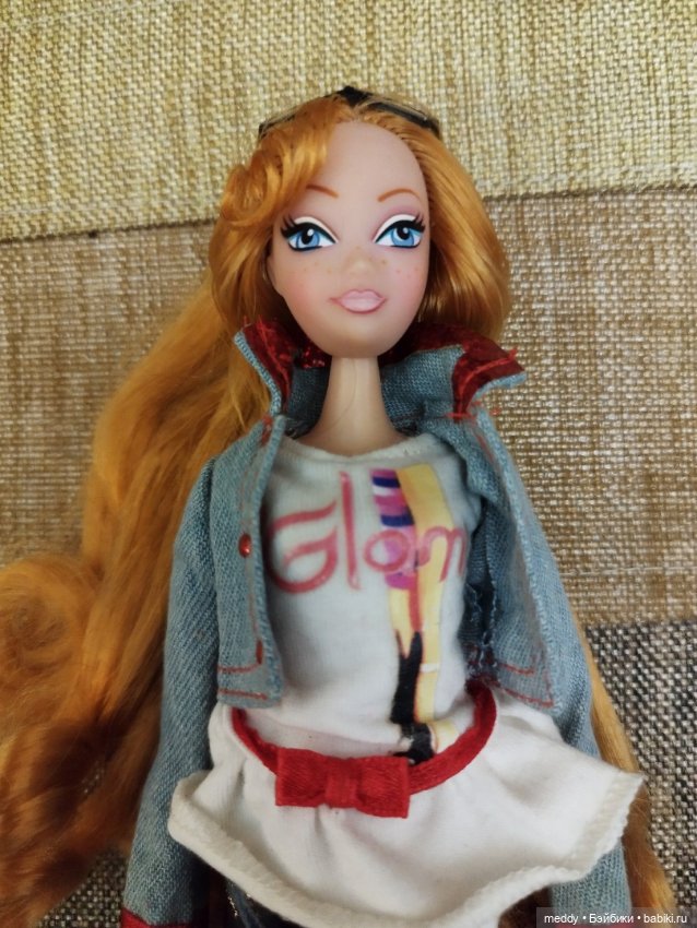 Длинноногая кукла Hi Glamm Джулия