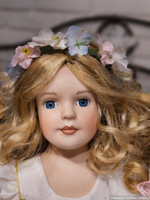 Алисия на качелях (351.2) (фото 2)