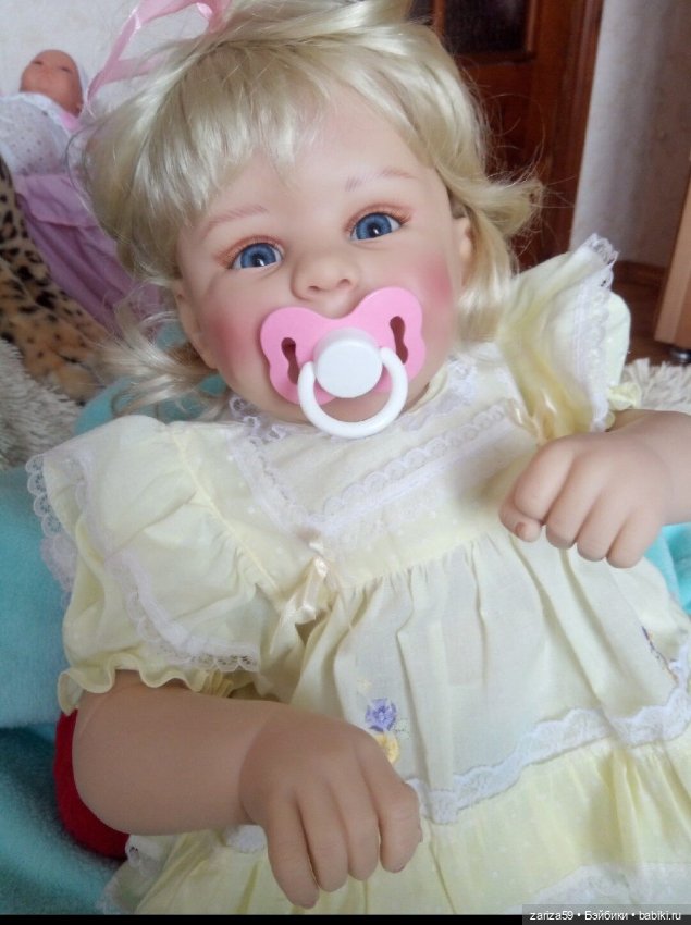 Кукла колекционная Натали