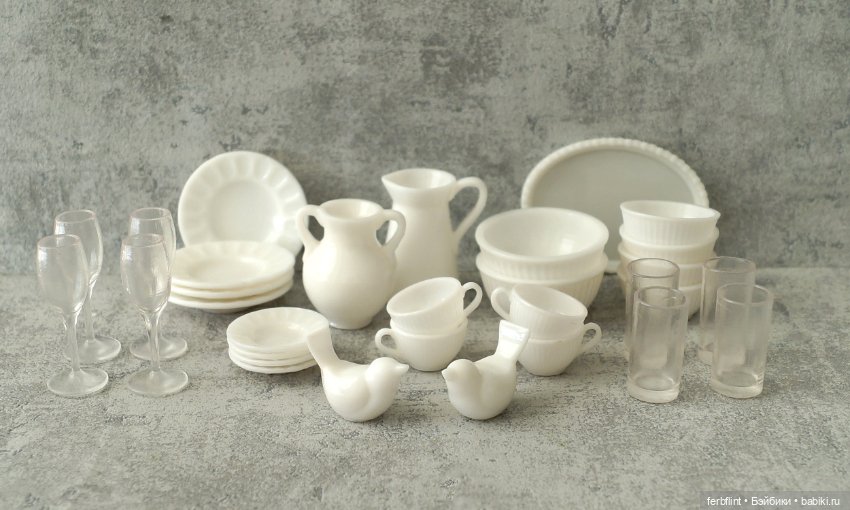 Набор посуды для буфета (масштаб 1:6)