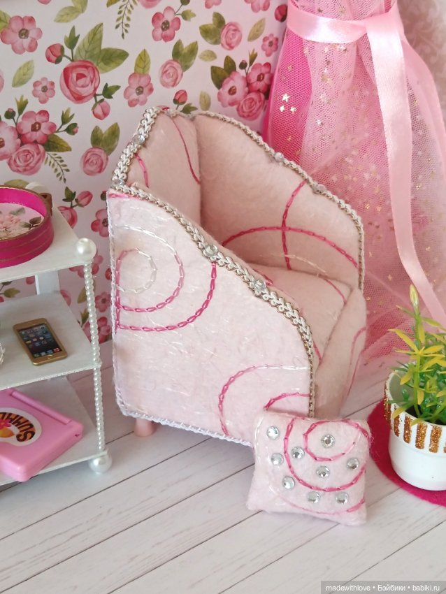 Кресло и этажерка для куклы 15-16см (фото 6)