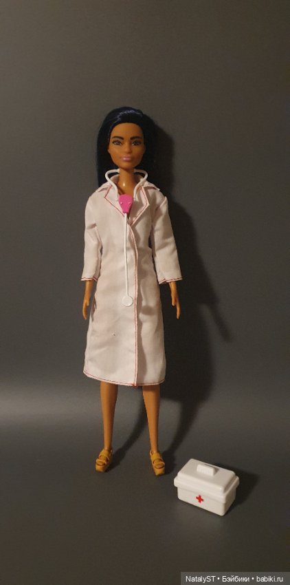 Аутфит барби доктора — Обувь для кукол