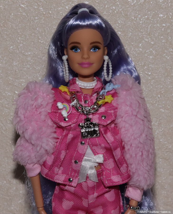 Barbie Экстра - Кукла Милли с сиреневыми волосами (фото 2)