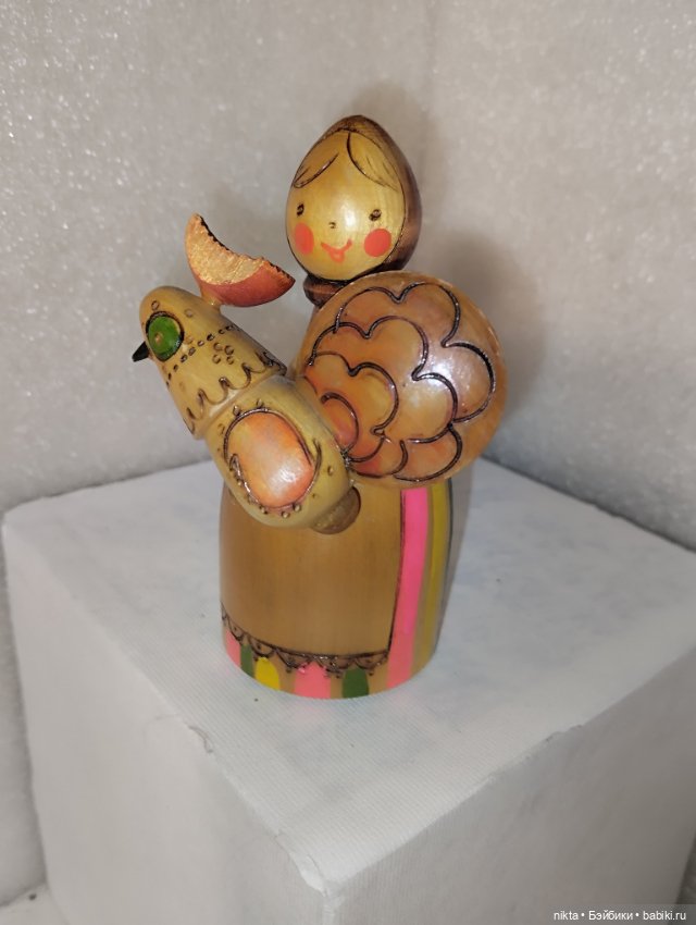 Игрушка, сувенир СССР Девушка с петухом