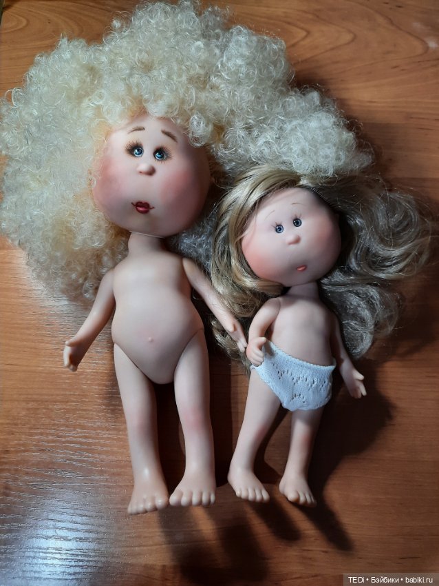 Шейный шарнир для кукол мини Мия 23 см Nines d'Onil - В наличии все скинтоны (фото 2)