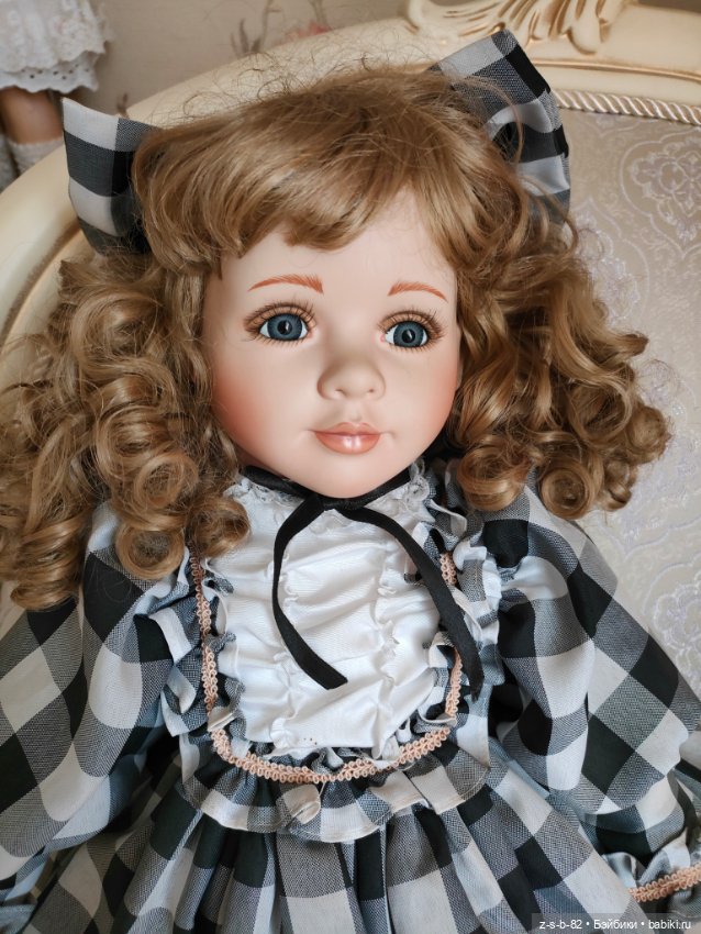 Исключительно красивая винтажная кукла (фото 10)