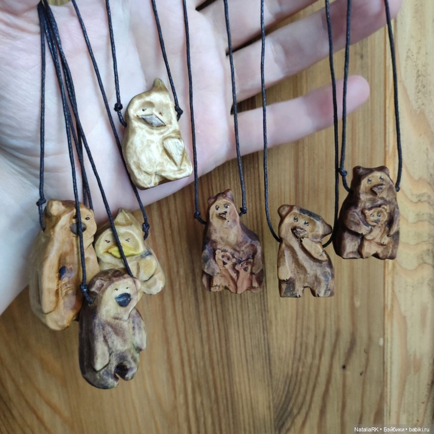 Кулоны мишки из дерева — Авторские игрушки (фото 5)