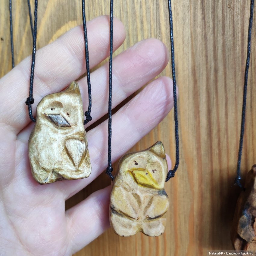 Кулоны мишки из дерева — Авторские игрушки (фото 3)