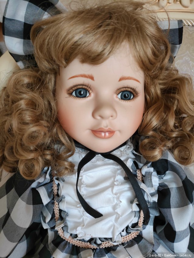 Исключительно красивая винтажная кукла (фото 8)