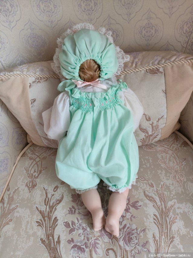 Коллекционная фарфоровая кукла от Hamilton Collection (фото 9)