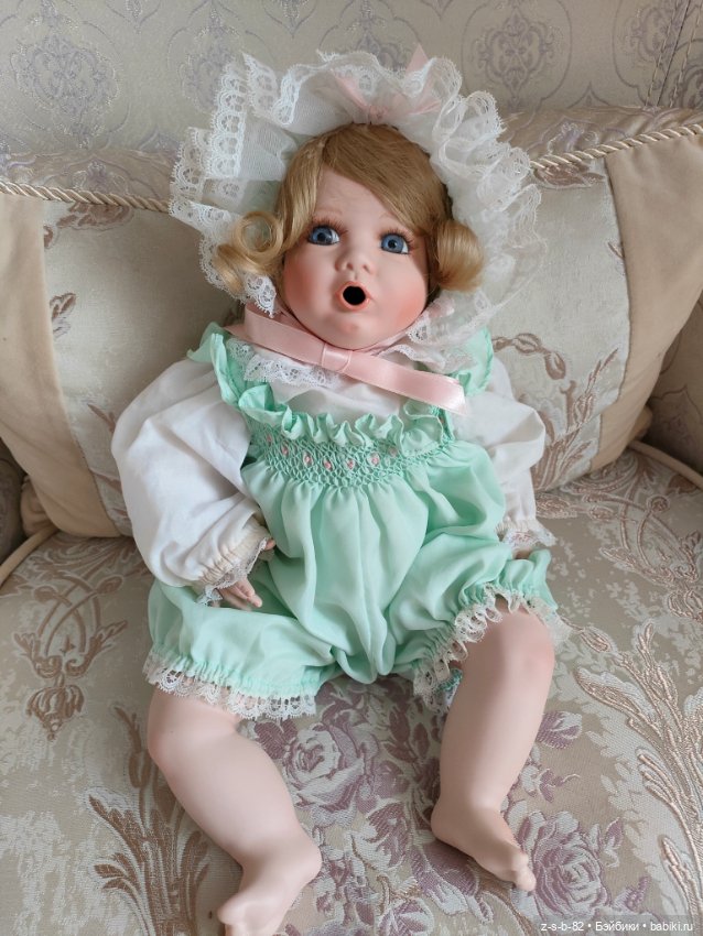 Коллекционная фарфоровая кукла от Hamilton Collection (фото 5)