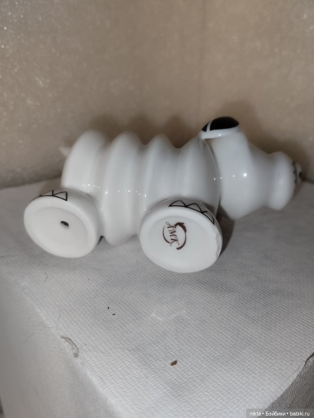 Фигурка Собачка Пружинка — Статуэтки