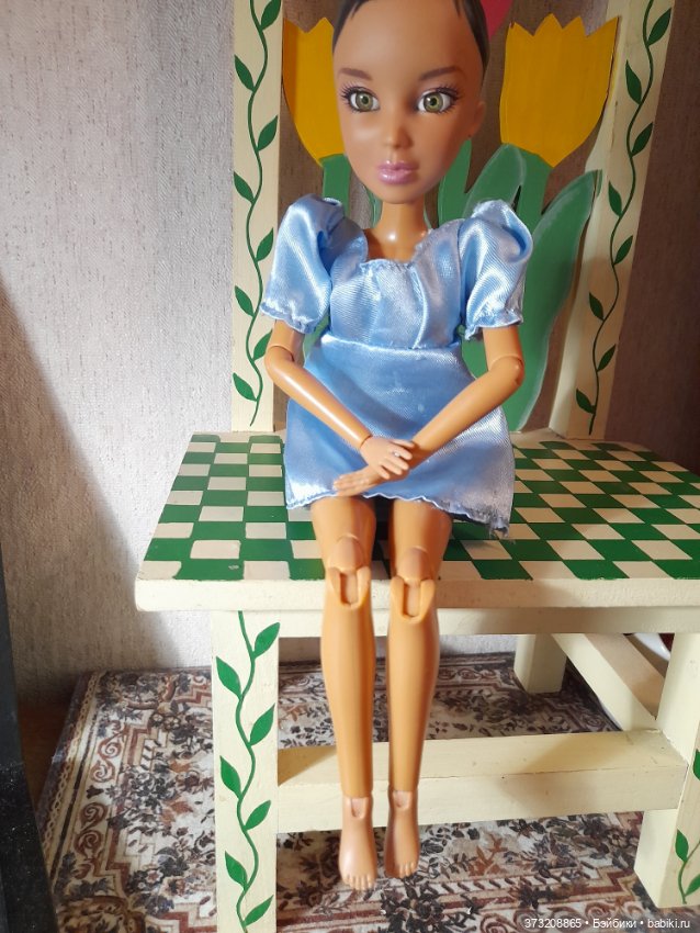 Две красоточки ЛИВ (лот) — Игровые куклы