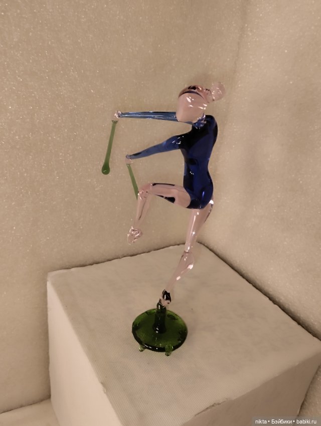Гимнастка с булавами — Статуэтки (фото 5)