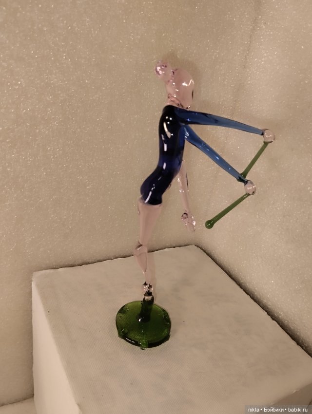 Гимнастка с булавами — Статуэтки (фото 3)