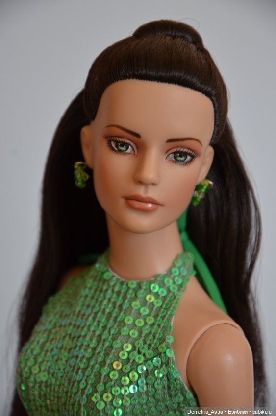 Sydney Mayfare Gala - Tonner doll (фото 4)