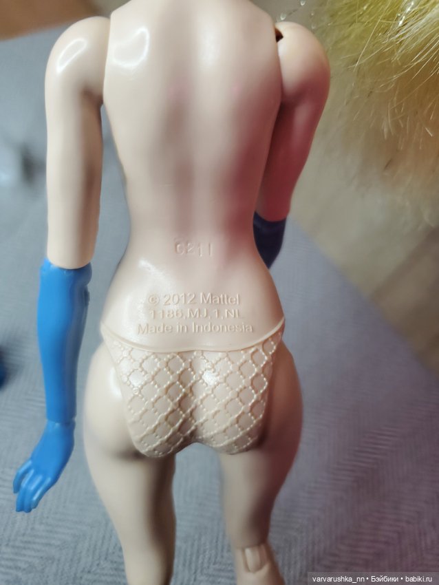 Кукла Ever After High Блонди Локс День коронации (фото 6)