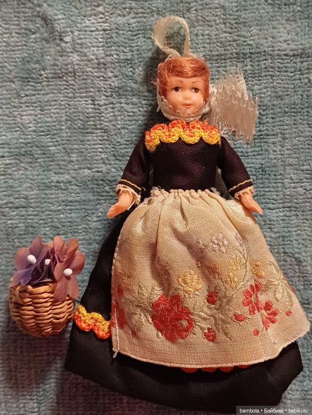 Мини-куколка из Италии Винтаж