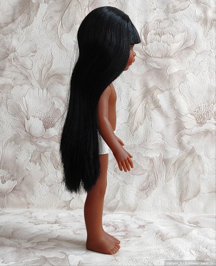 Paola Reina Нора - Карла с челкой в бальном платье, 32 см (фото 6)