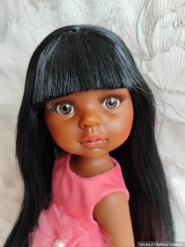 Paola Reina Нора - Карла с челкой в бальном платье, 32 см (фото 10)