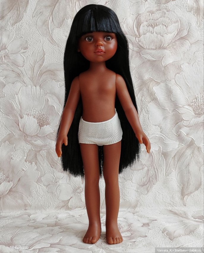 Paola Reina Нора - Карла с челкой в бальном платье, 32 см (фото 9)