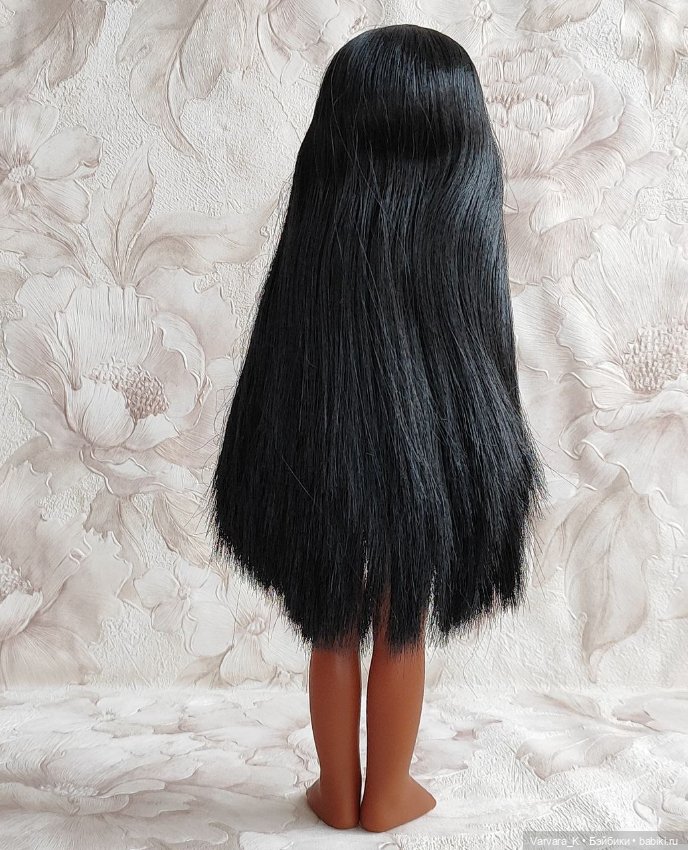 Paola Reina Нора - Карла с челкой в бальном платье, 32 см (фото 5)