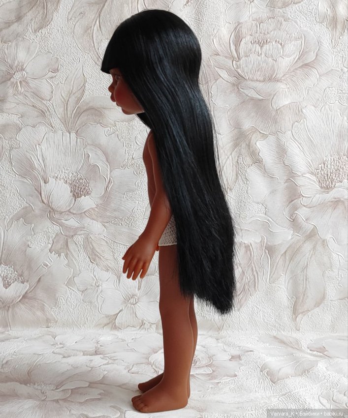 Paola Reina Нора - Карла с челкой в бальном платье, 32 см (фото 4)