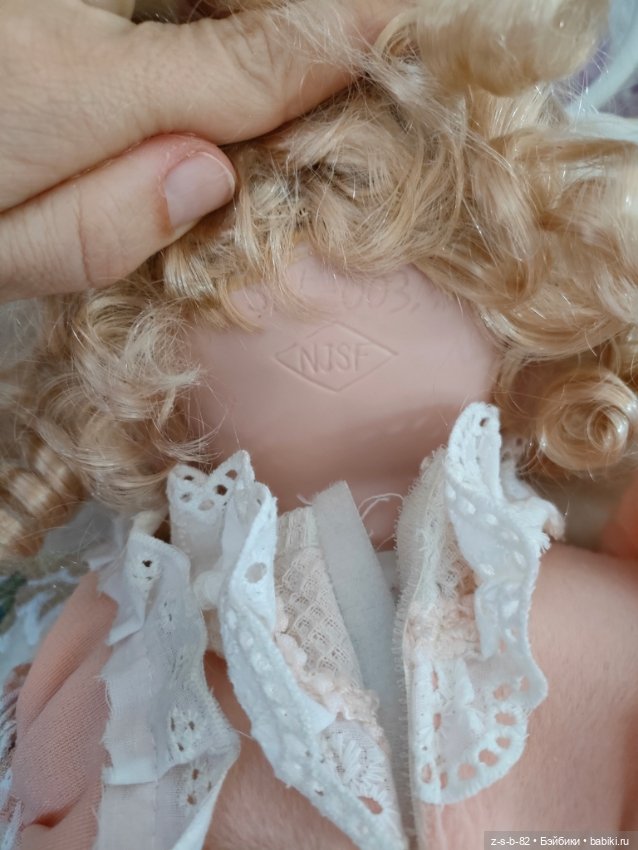 Винтажная малышка — Фарфоровые куклы