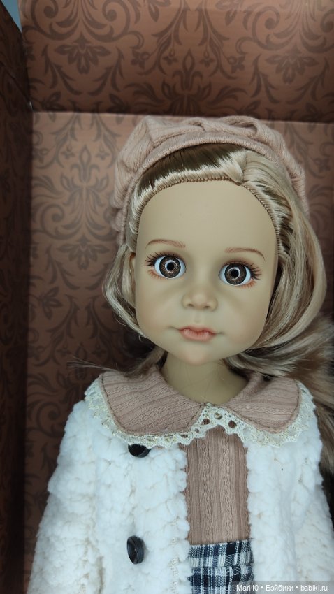 Любимая подружка, в берете