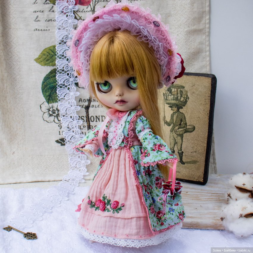 Платье и шляпка в стиле шебби-шик для куклы Блайз